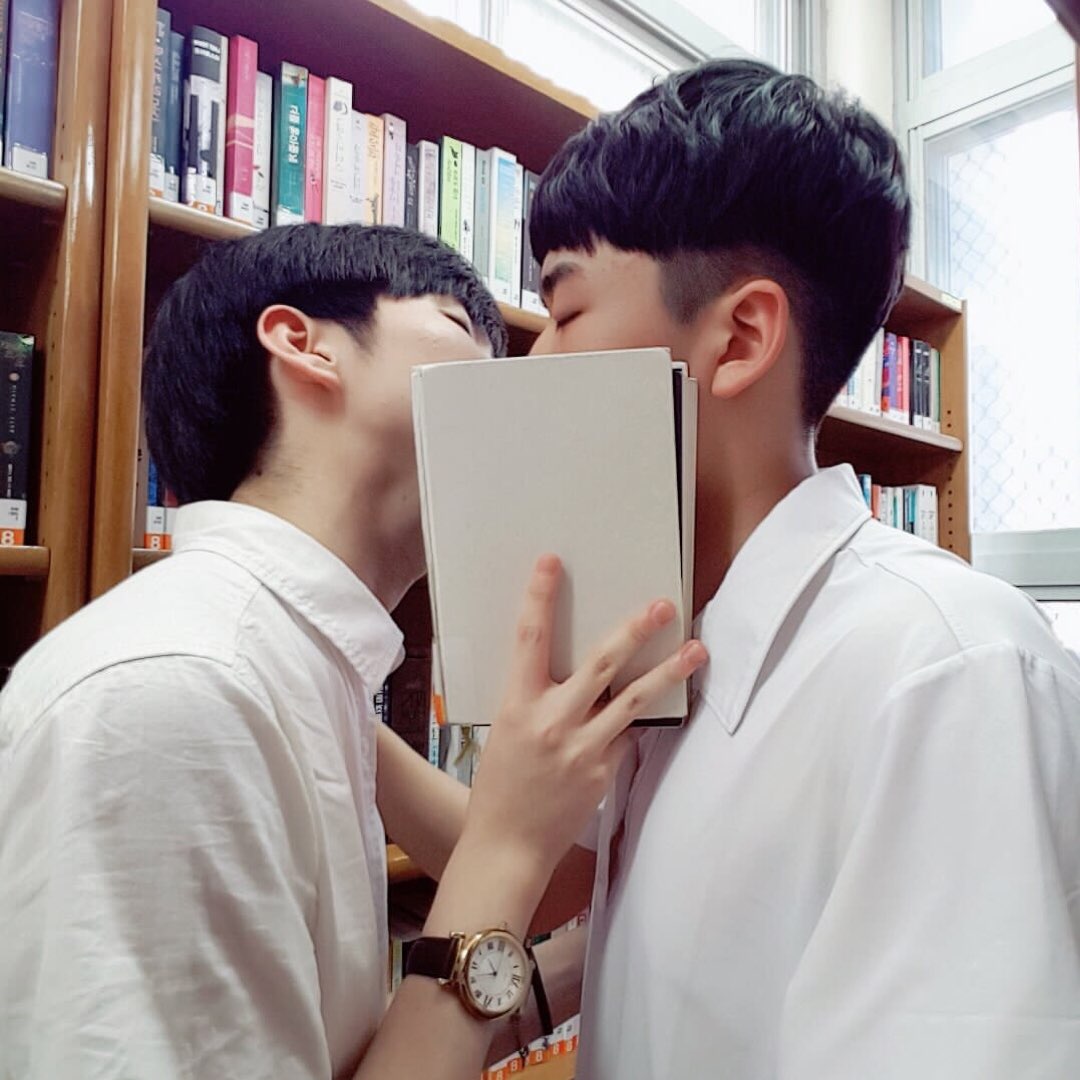 สุดท้าย..........ก็ได้กับเพื่อน(Yaoi)