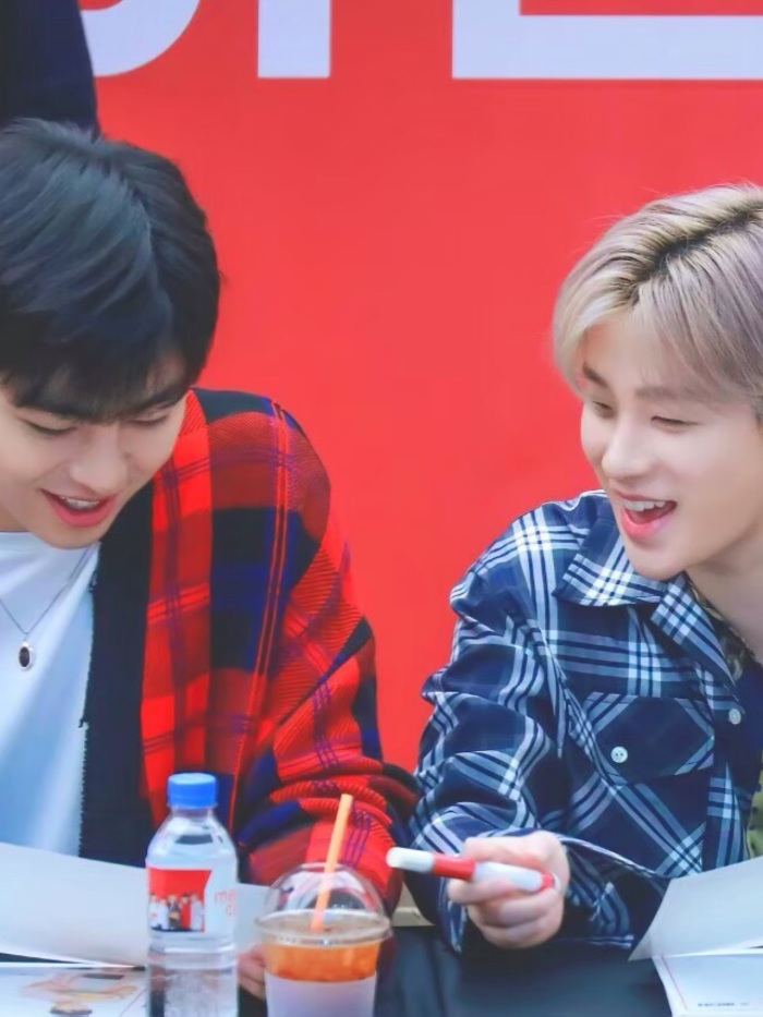 คู่รัก JJ #Junhwan