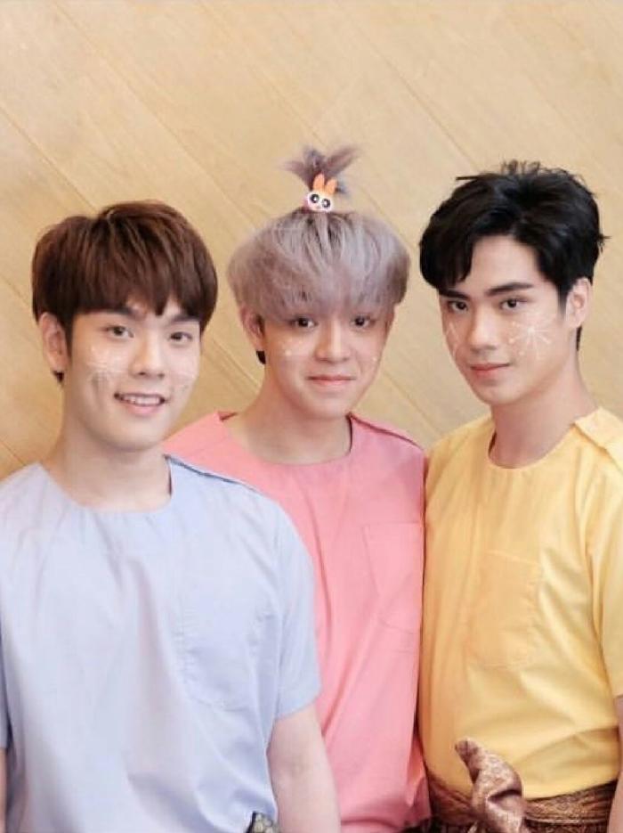 ปก เมื่อพี่เด็กเรียน ต้องมีเมียเกรียนๆแบบผม