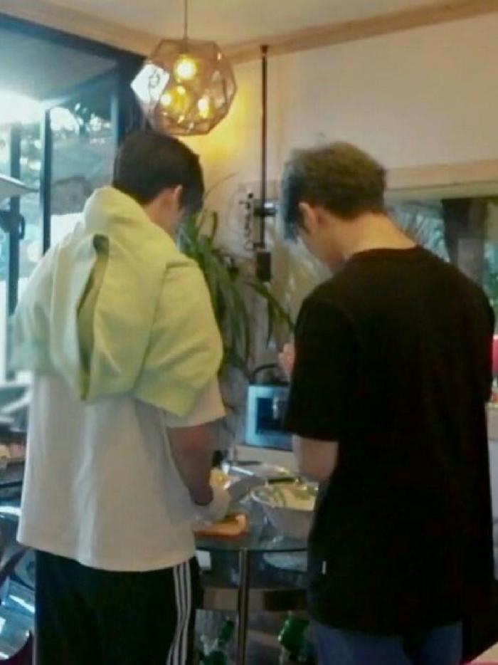  Gossip #markmin