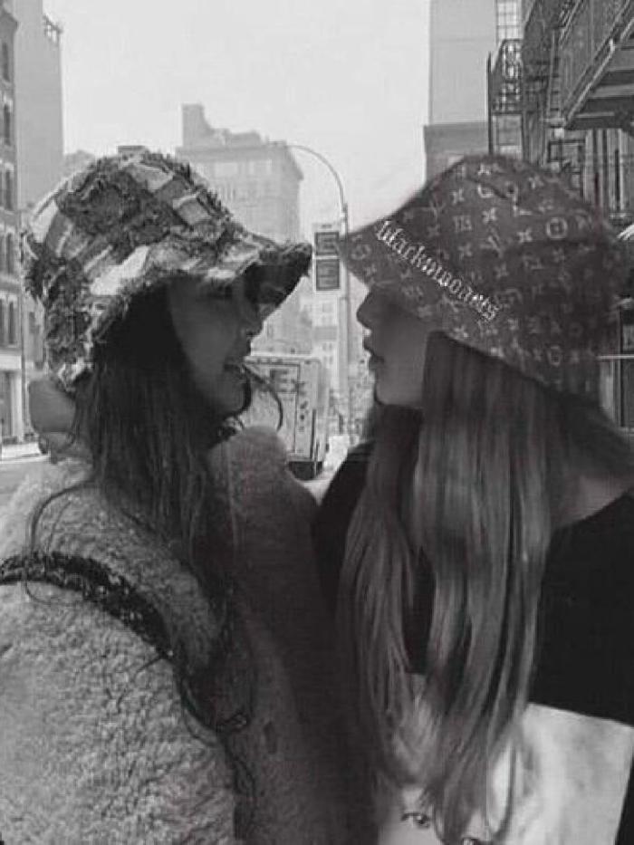 Again [ JENLISA ]